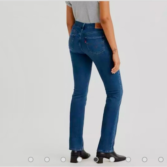 Levi’s Women’s Skinny Midrise Jeans 32” Waist, 36” Length, Inseam 24” No Size - Picture 4 of 6